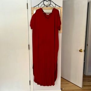 Maxi red plus sized dress with pockets!!